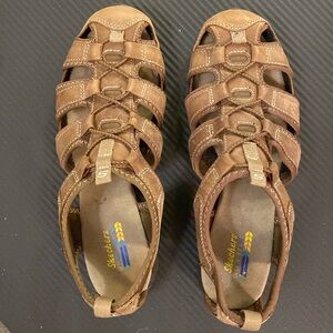 Sketchers outdoor lifestyle 9.5